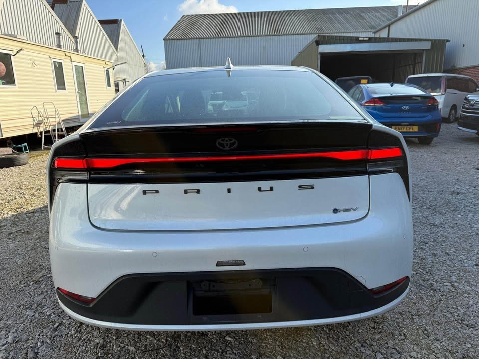 2023 TOYOTA PRIUS