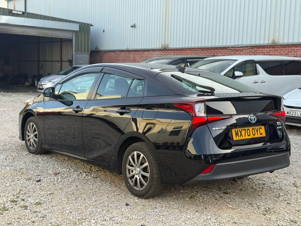 2020 Hybrid Toyota Prius Automatic
