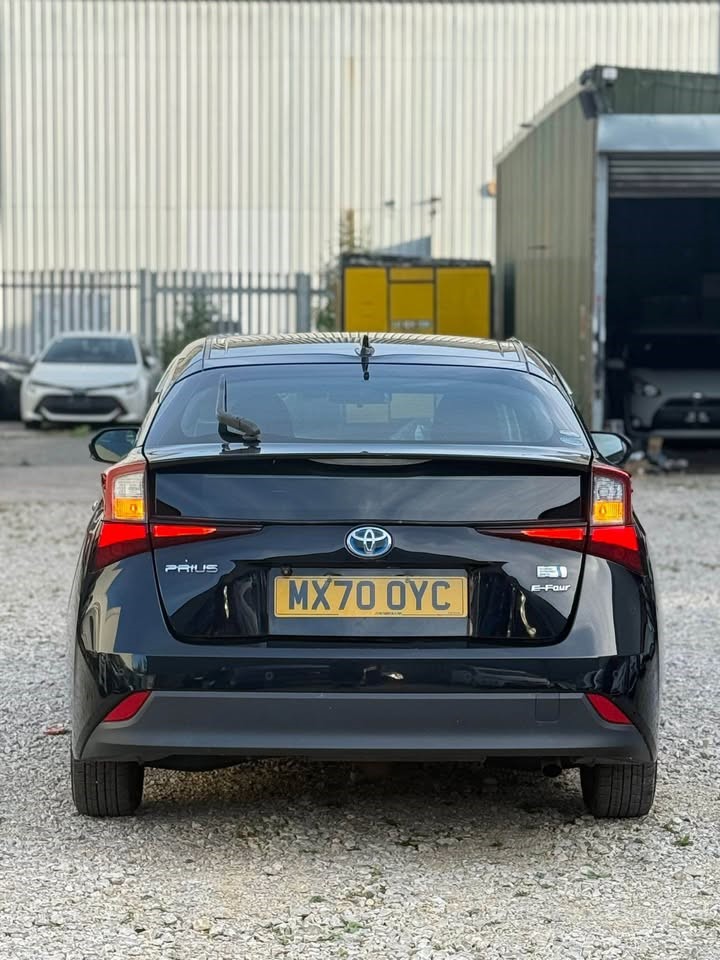 2020 Hybrid Toyota Prius Automatic