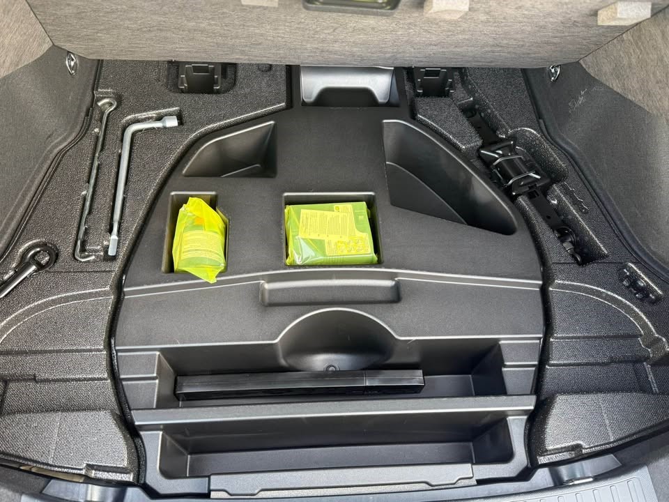 2020 Hybrid Toyota Prius Automatic