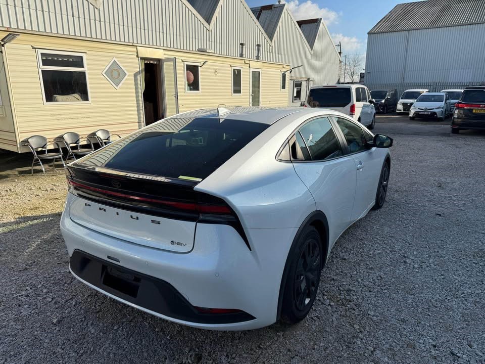 2023 TOYOTA PRIUS