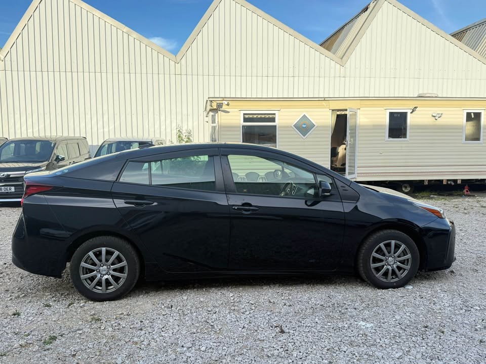 2020 Hybrid Toyota Prius Automatic