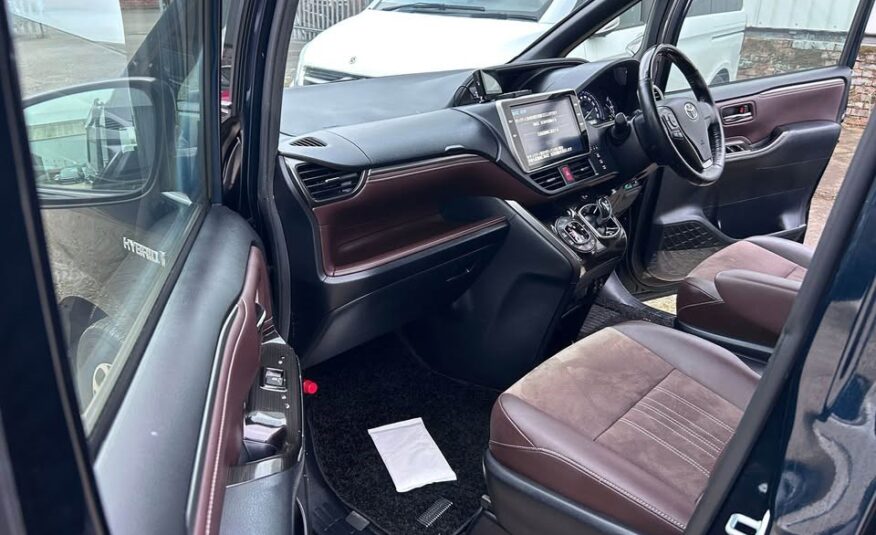2017 Toyota Esquire