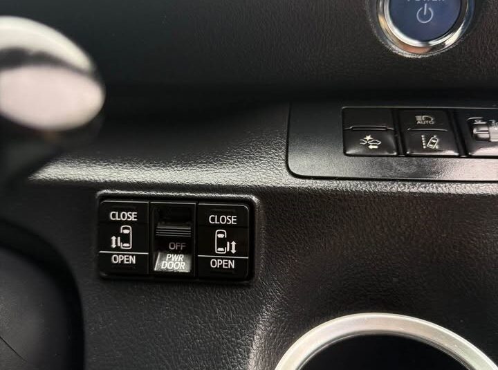 2017 Toyota Sienta