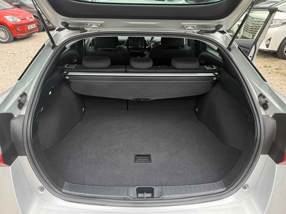 2022 Hybrid Toyota Prius Automatic