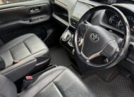 2016 TOYOTA Esquire