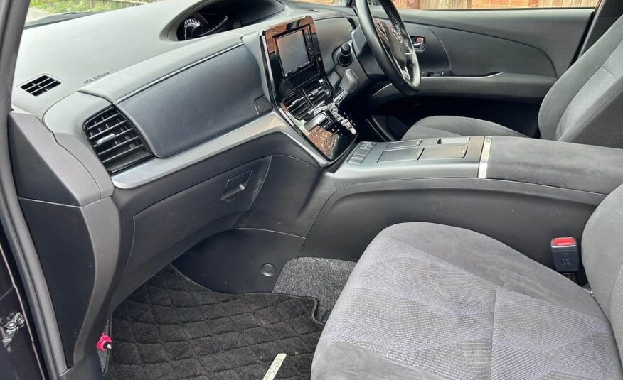 TOYOTA ESTIMA 2017