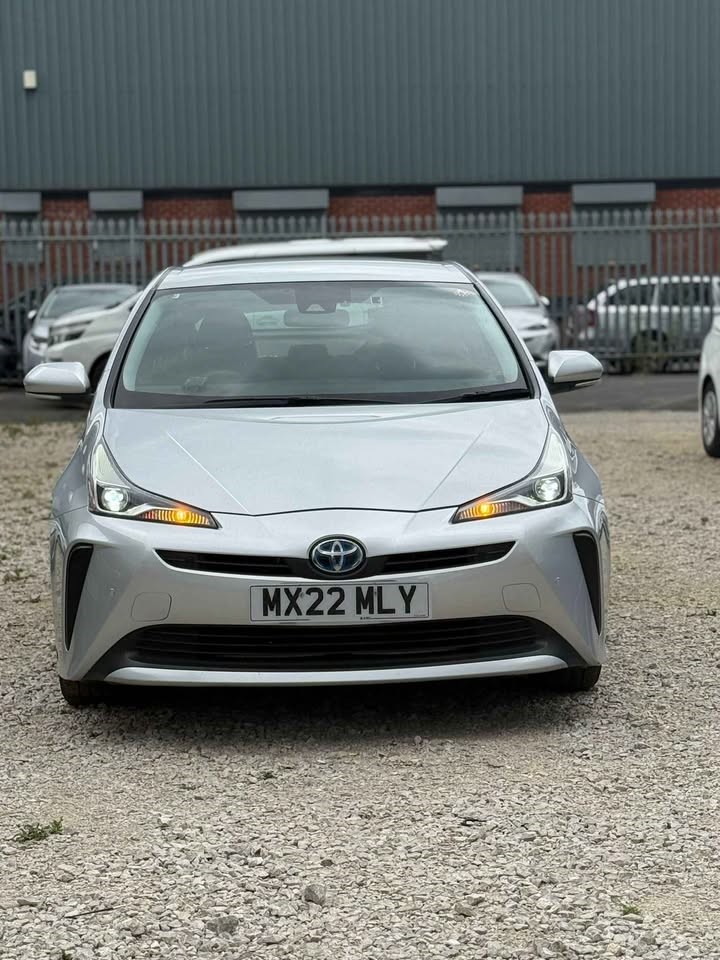 2022 Hybrid Toyota Prius Automatic