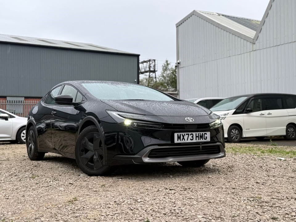 2024 TOYOTA PRIUS NEW