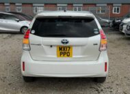 Toyota Hybrid PRIUS PLUS