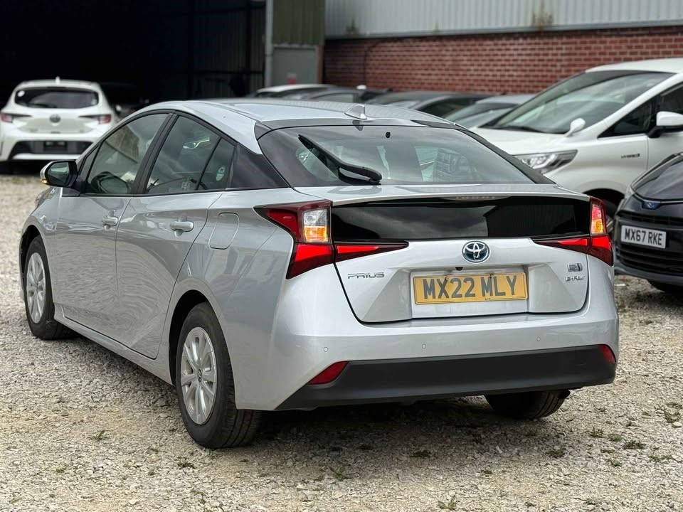 2022 Hybrid Toyota Prius Automatic