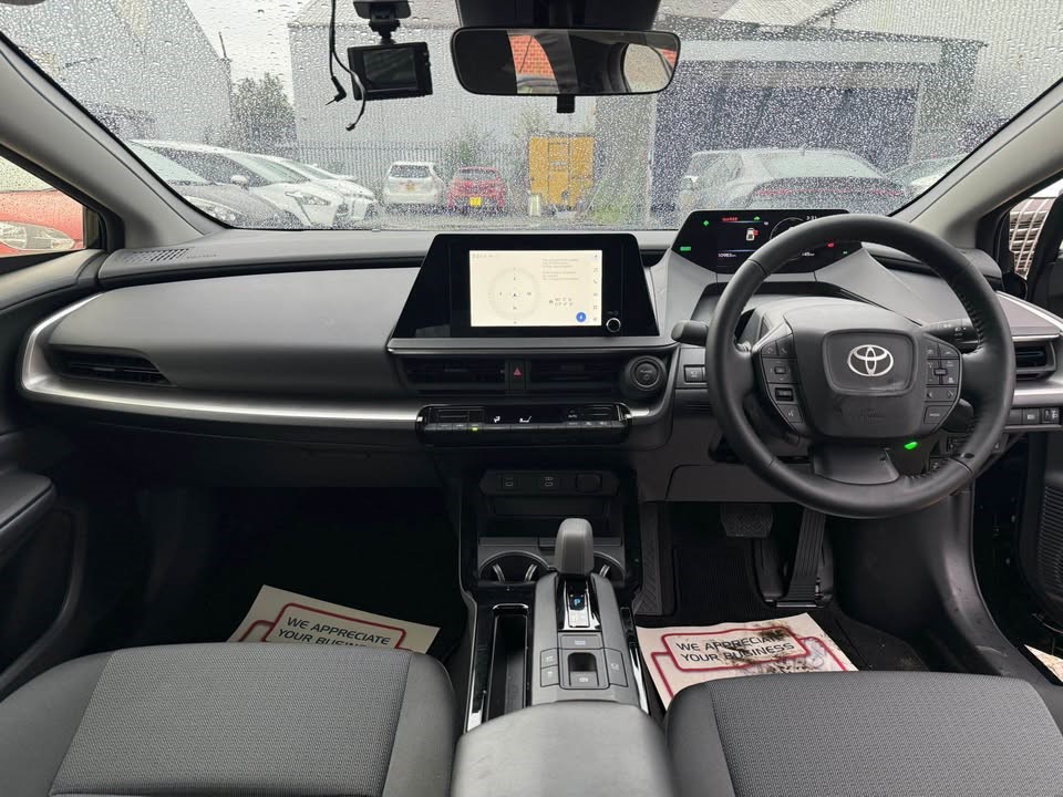 2024 TOYOTA PRIUS NEW