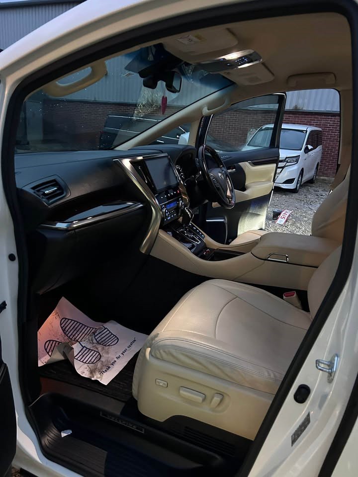 2017 Toyota ALPHARD