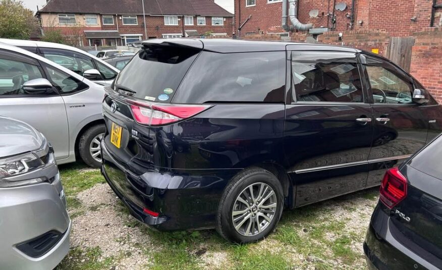 TOYOTA ESTIMA 2017