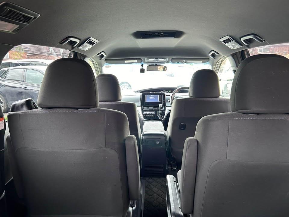 TOYOTA ESTIMA 2017