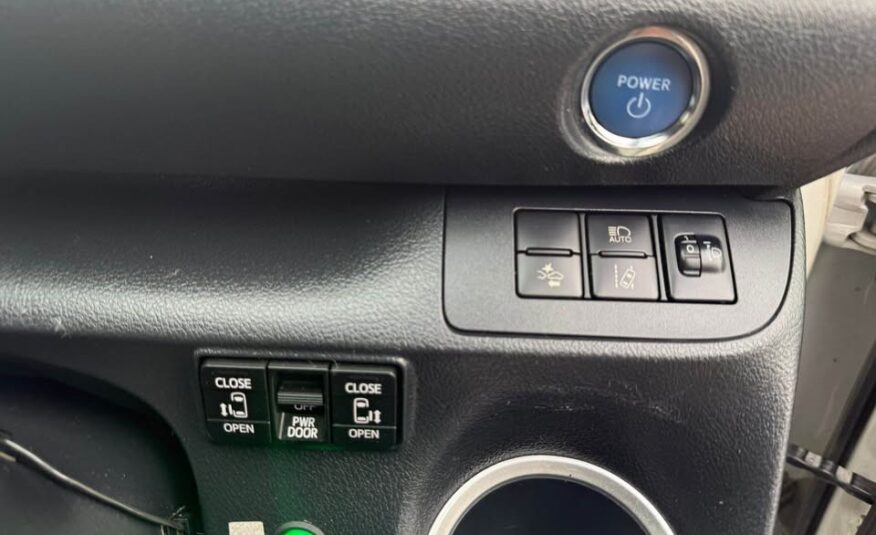 2017 Toyota Sienta
