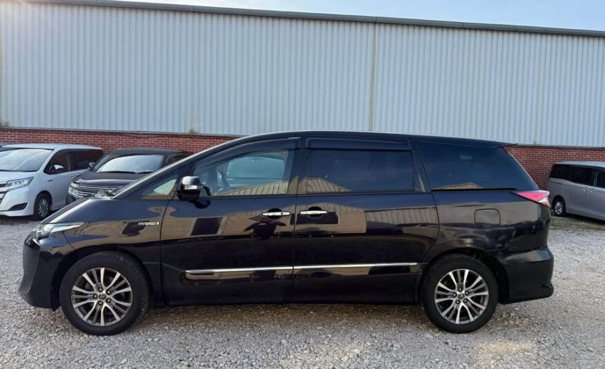 TOYOTA ESTIMA 2017