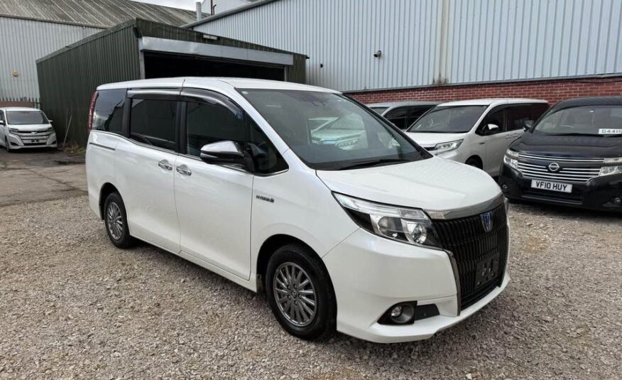 2016 TOYOTA Esquire