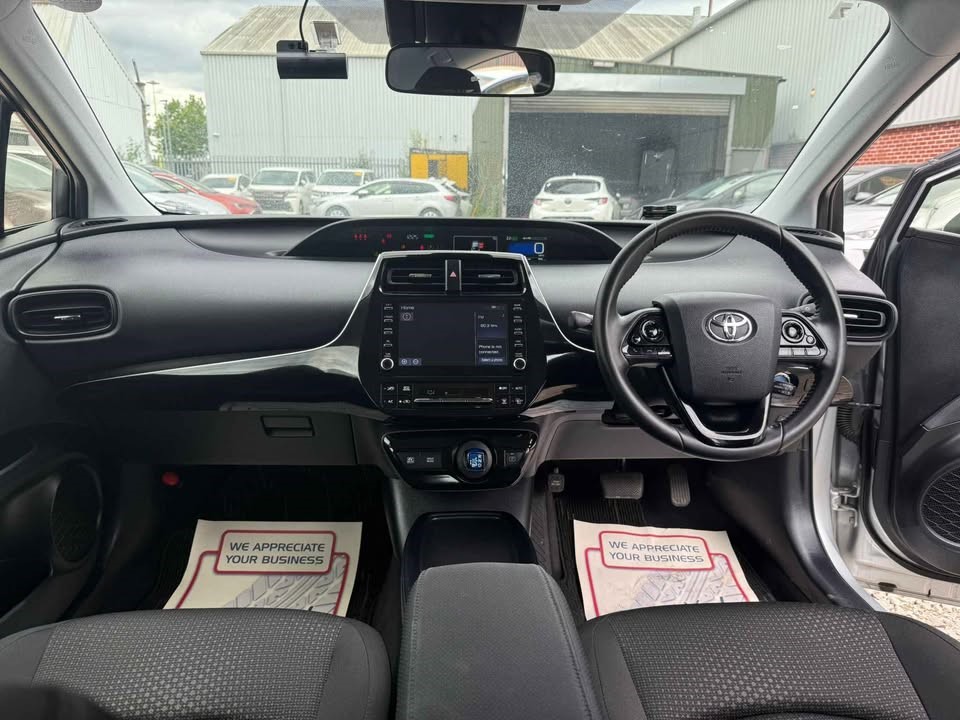 2022 Hybrid Toyota Prius Automatic