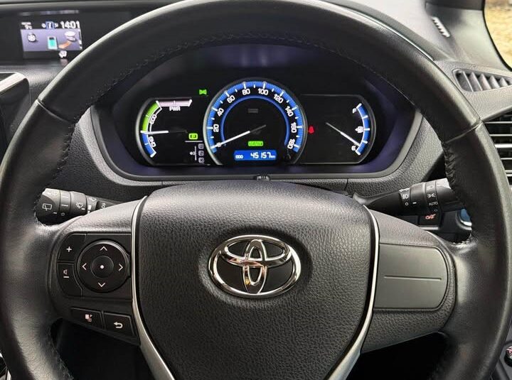 2017 Toyota VOXY