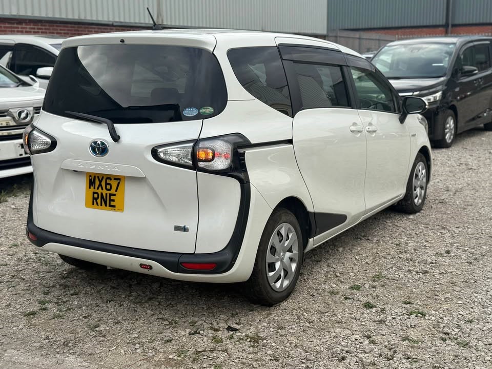 2017 Toyota Sienta