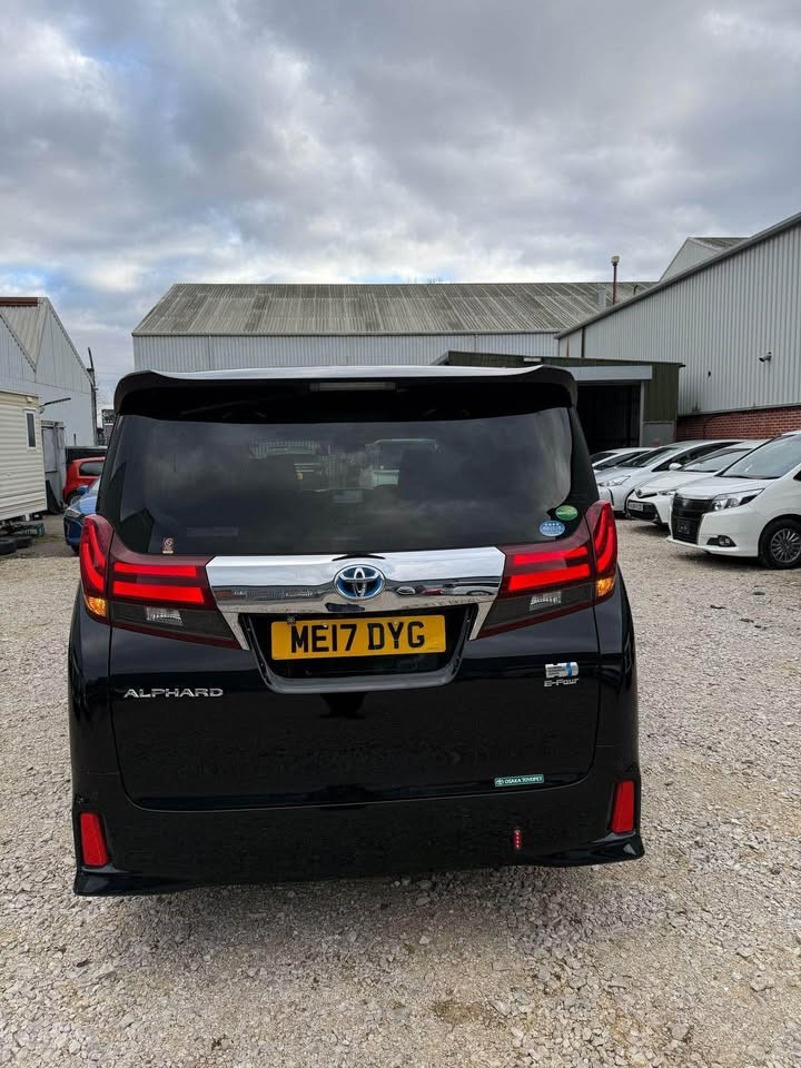 2017 Toyota Alphard
