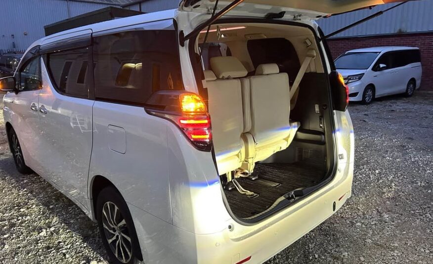 2017 Toyota ALPHARD