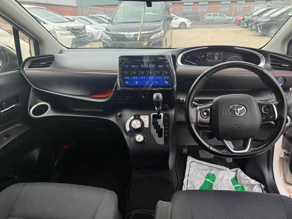 2017 Toyota Sienta