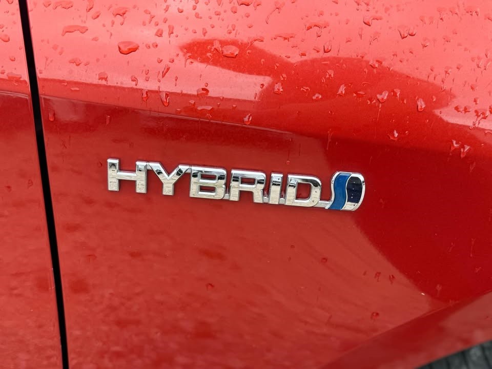 Hybrid TOYOTA COROLLA SPORTS GR