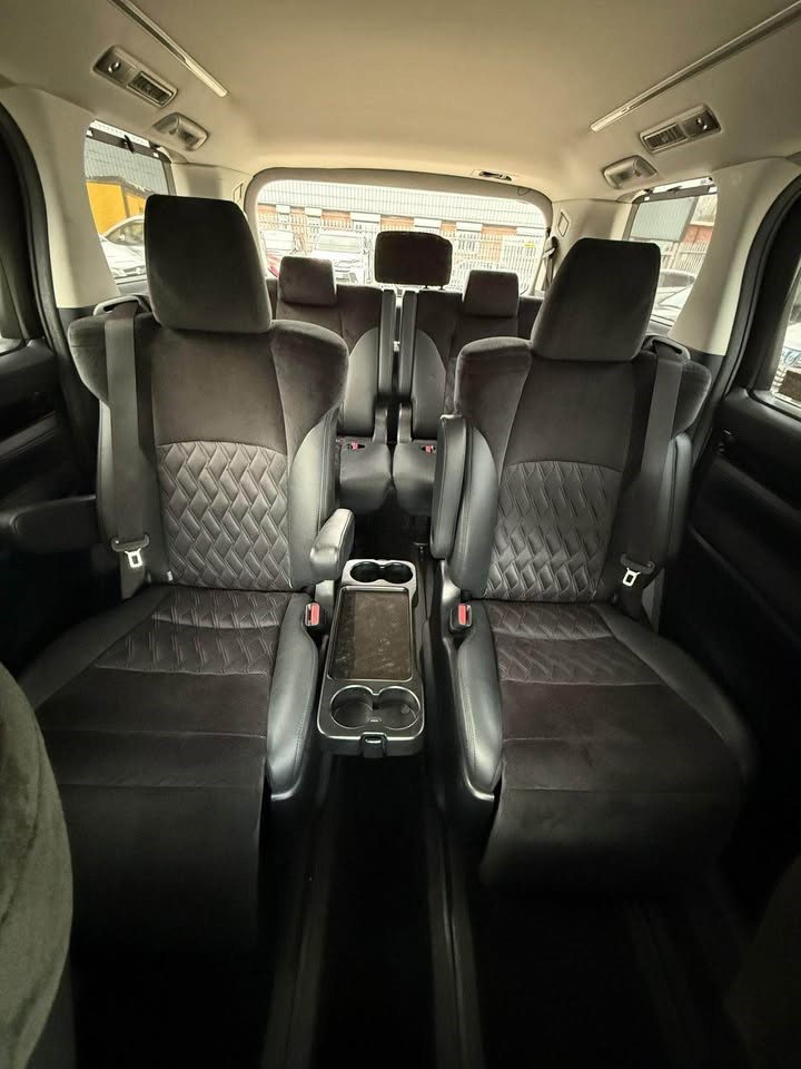 2017 Toyota Alphard