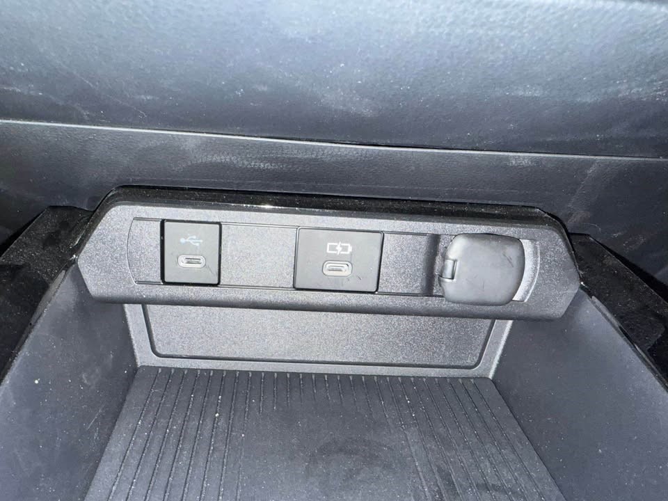 2024 TOYOTA PRIUS NEW