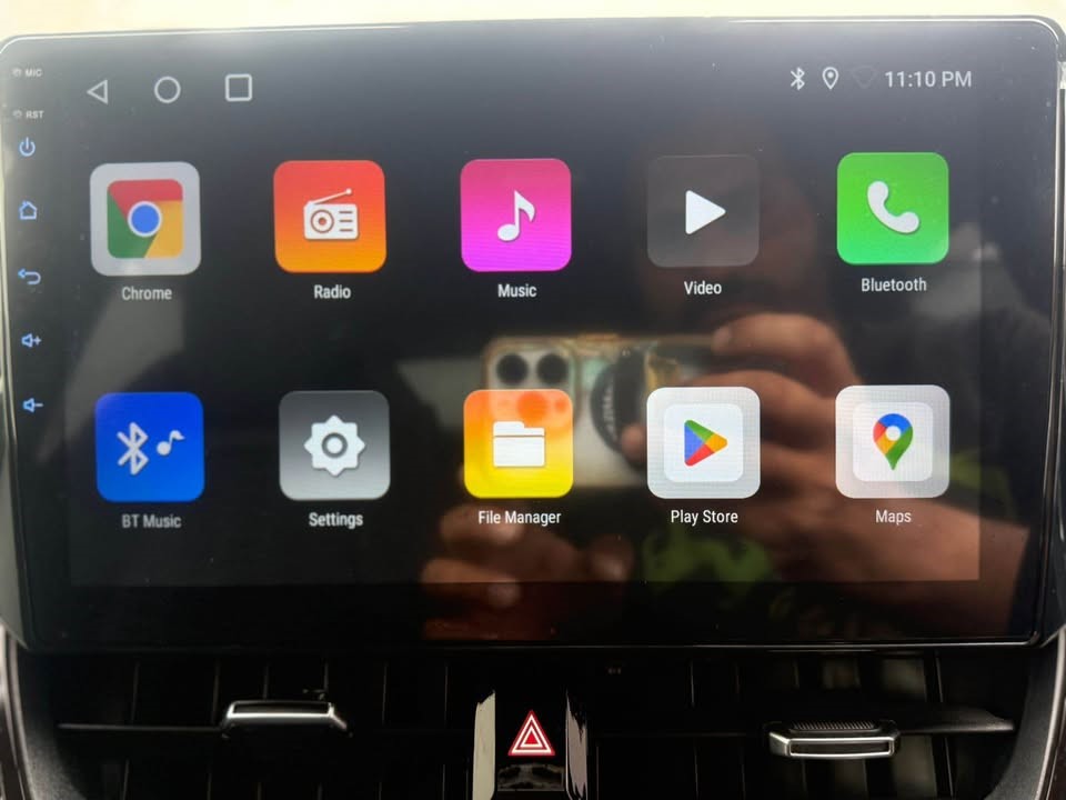 Hybrid TOYOTA COROLLA SPORTS GR