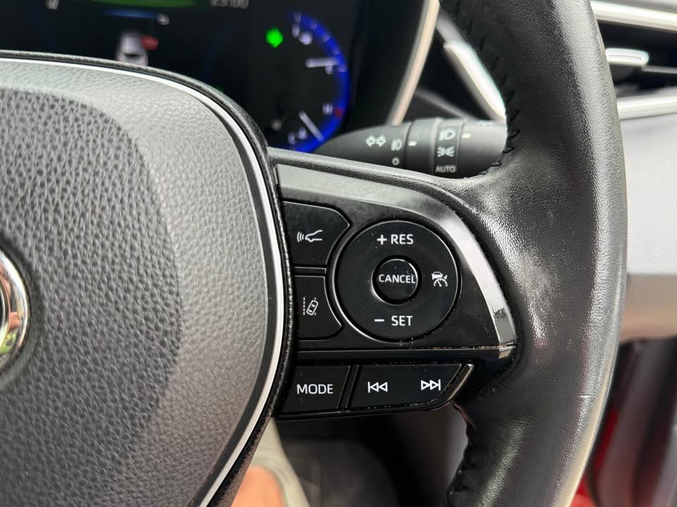 Hybrid TOYOTA COROLLA SPORTS GR