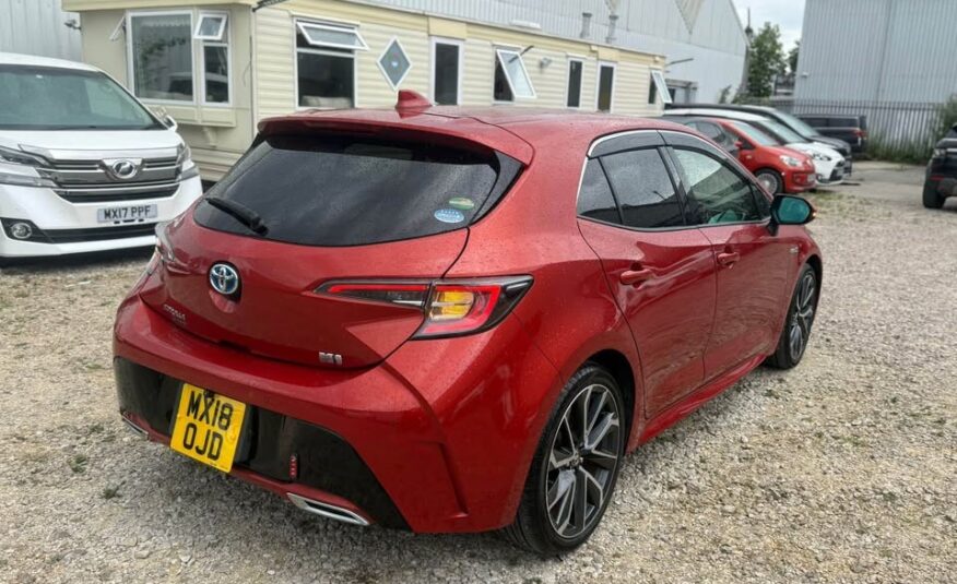 Hybrid TOYOTA COROLLA SPORTS GR