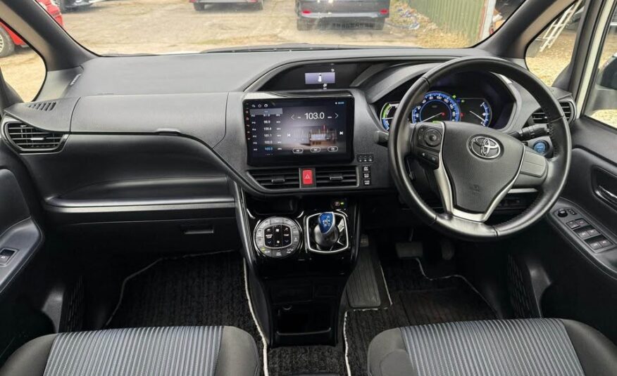 2017 Toyota VOXY